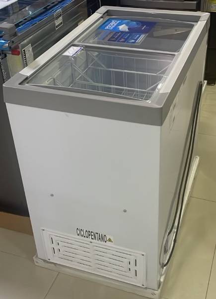 Congelador Indurama CI-1997V Digital