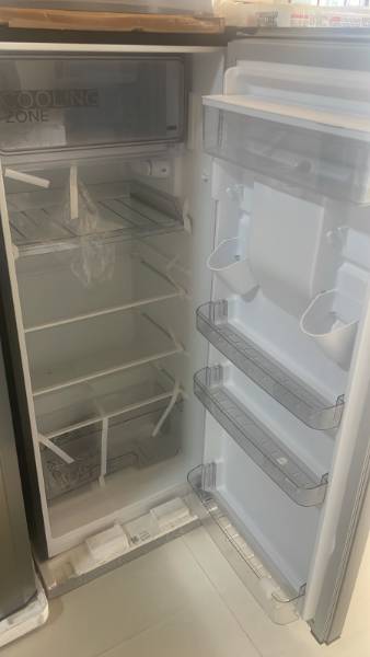 Nevera de una puerta Midea de 187 litros — foto 2