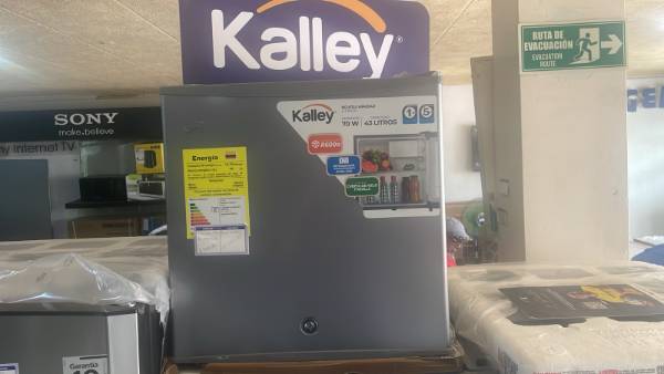 Nevera Minibar Kalley Frost de 43 litros